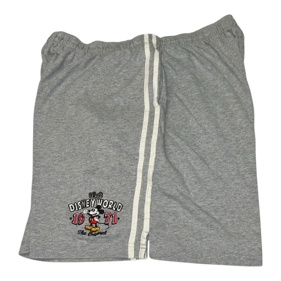 Disney Parks Gym Mickey Mouse Shorts Adult Medium Gray Disney World 100% Cotton - Picture 2 of 10